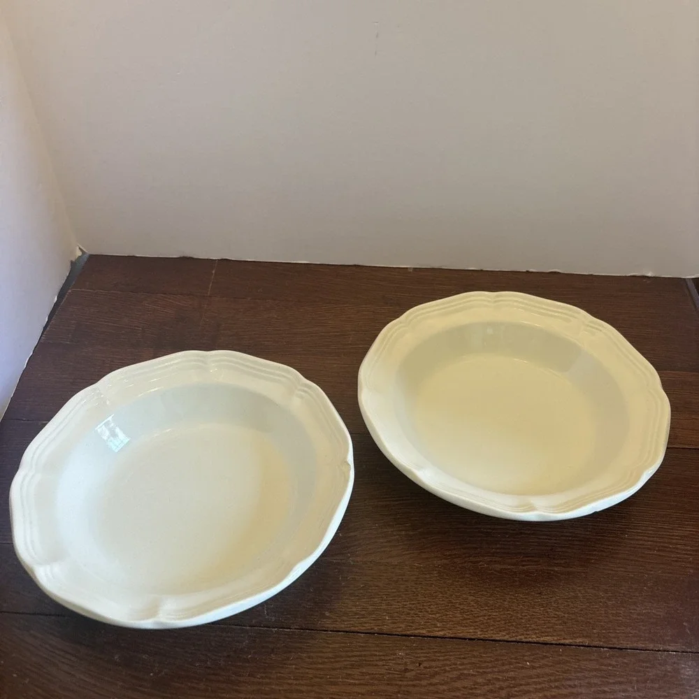 Mikasa FRENCH COUNTRYSIDE F9000 Rimmed Soup‎ Pasta Bowl Set Of 2 Small Chip